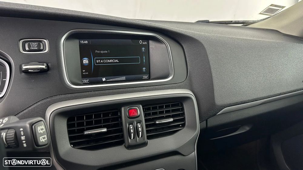 Volvo V40 1.6 D2 Eco Momentum - 38