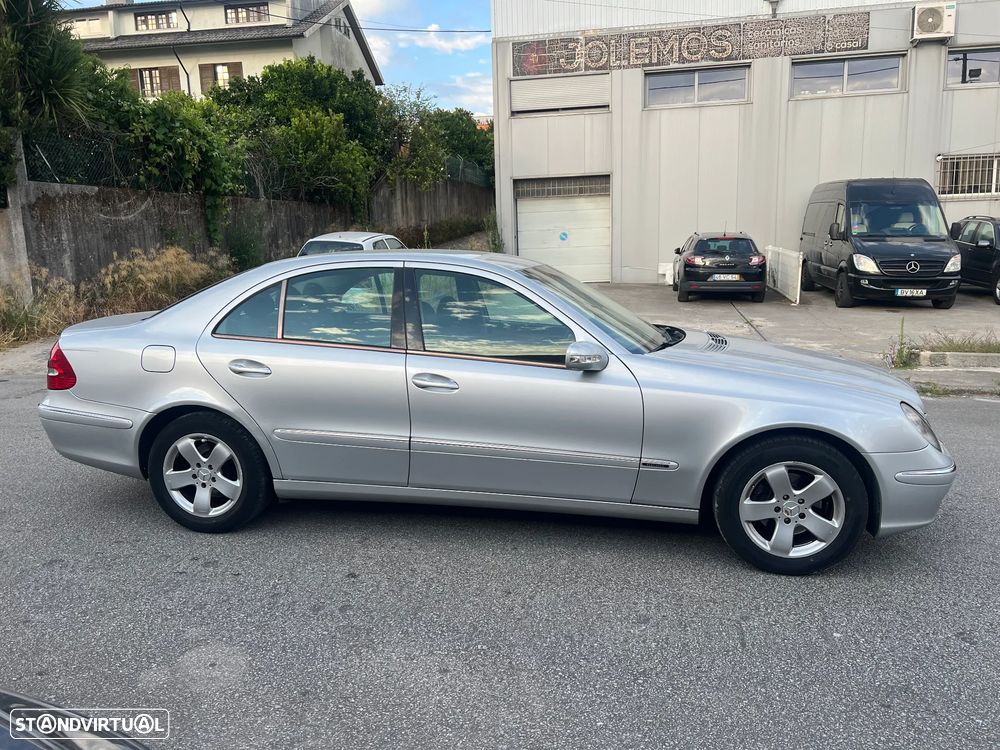 Mercedes-Benz E 220 CDI Auto Elegance - 5