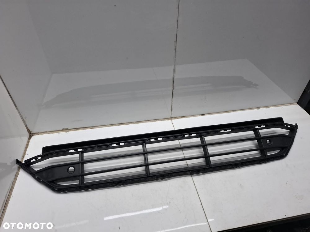 KRATKA ŚRODKOWA VOLVO XC90 II LIFT 19- 32345820 - 3