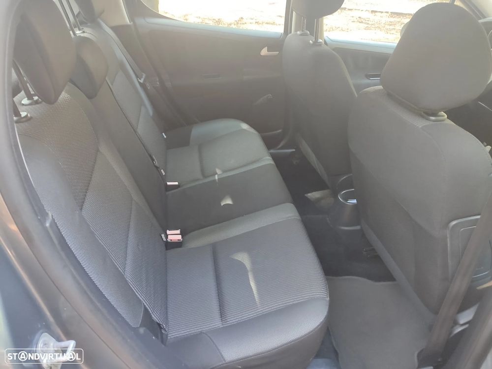 Peugeot 207 1.4 16V Active - 12