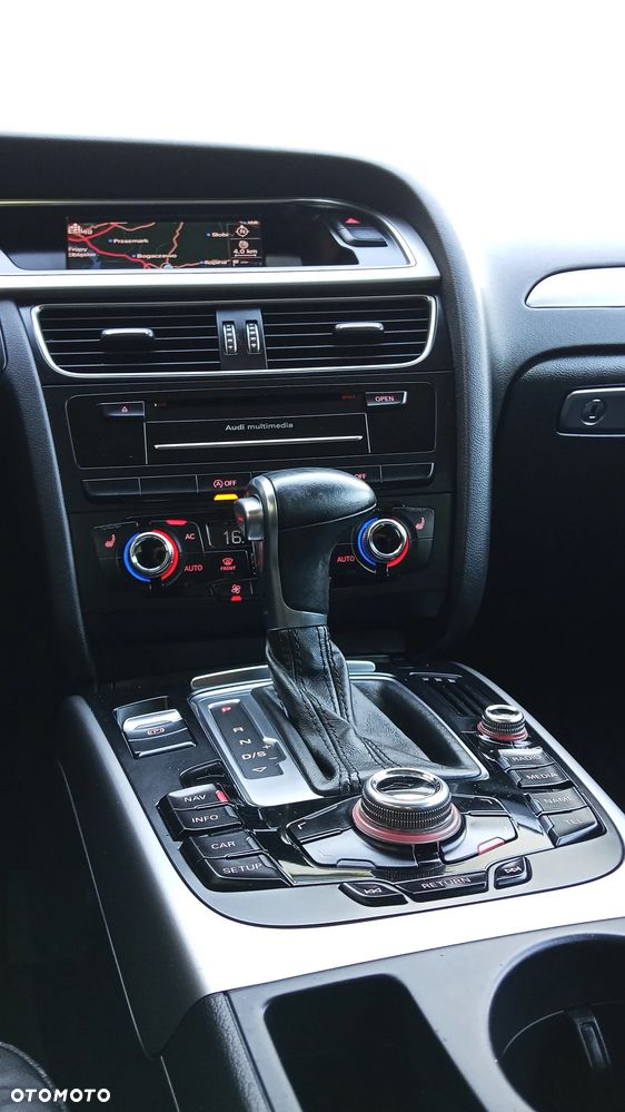 Audi A4 Avant - 8