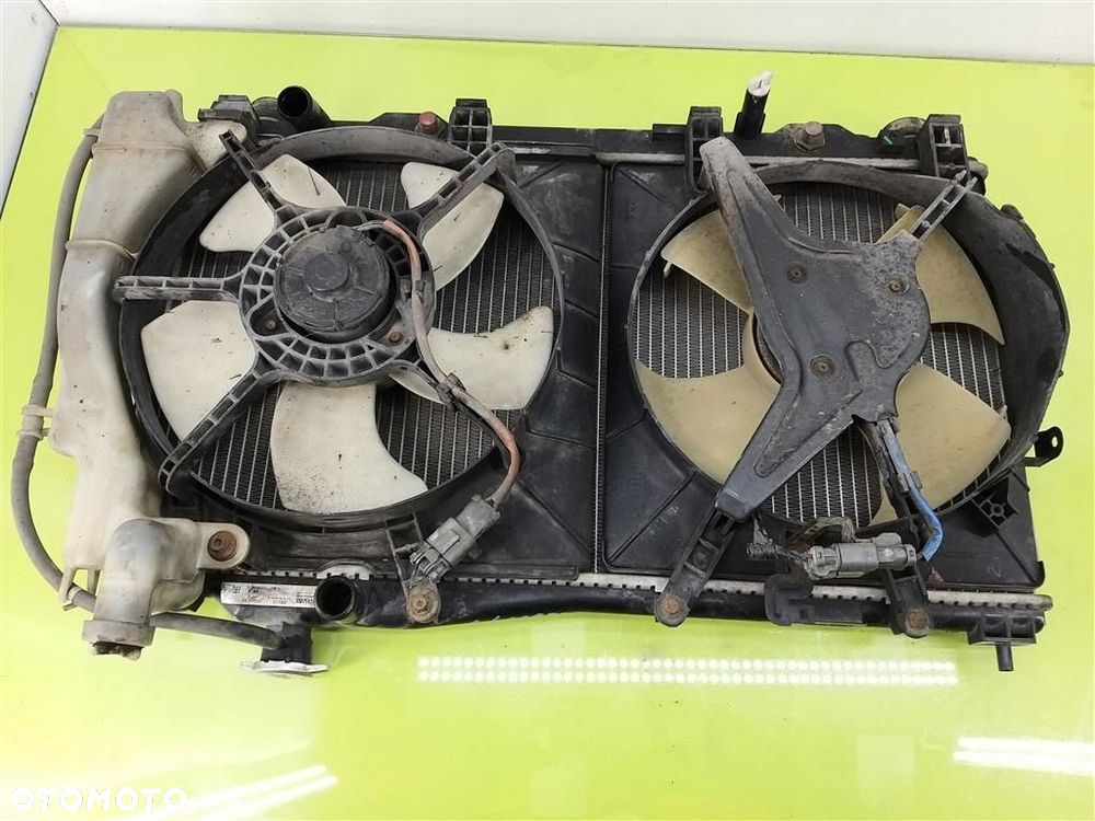 Chłodnica z wentylatorem Honda Civic VII 1.4 16V 90KM VII 2001-2005  68115 - 1