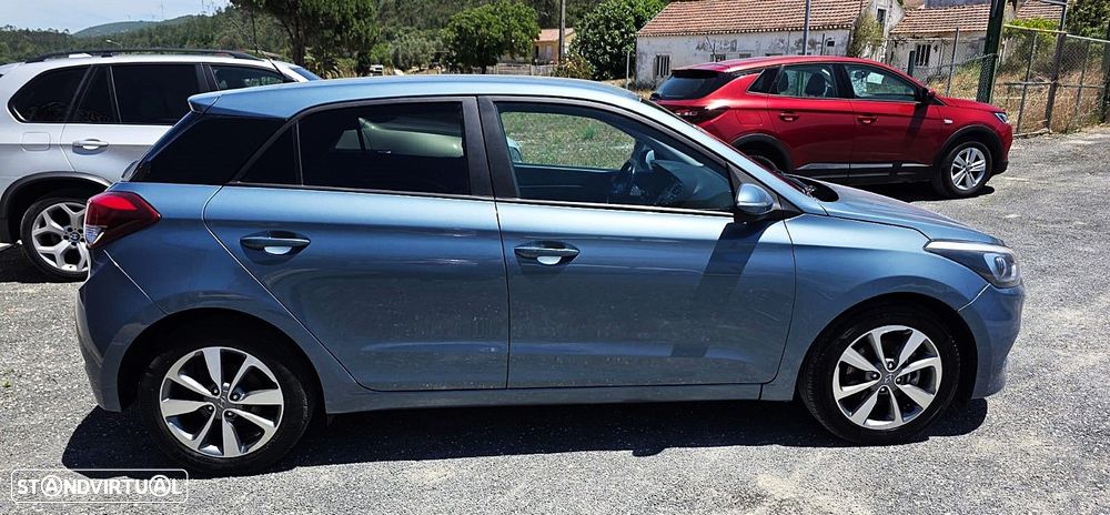 Hyundai i20 1.1 CRDi Access+Bluetooth+Comandos no Volante - 7