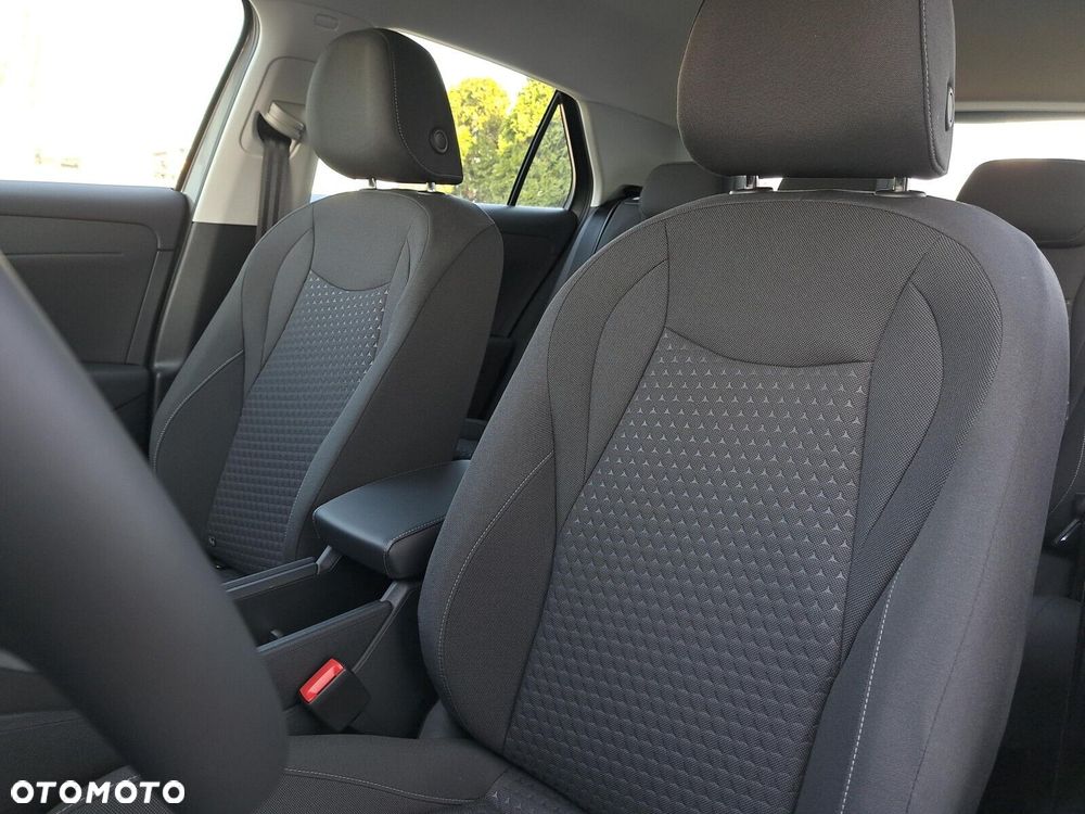 Volkswagen T-Roc - 11