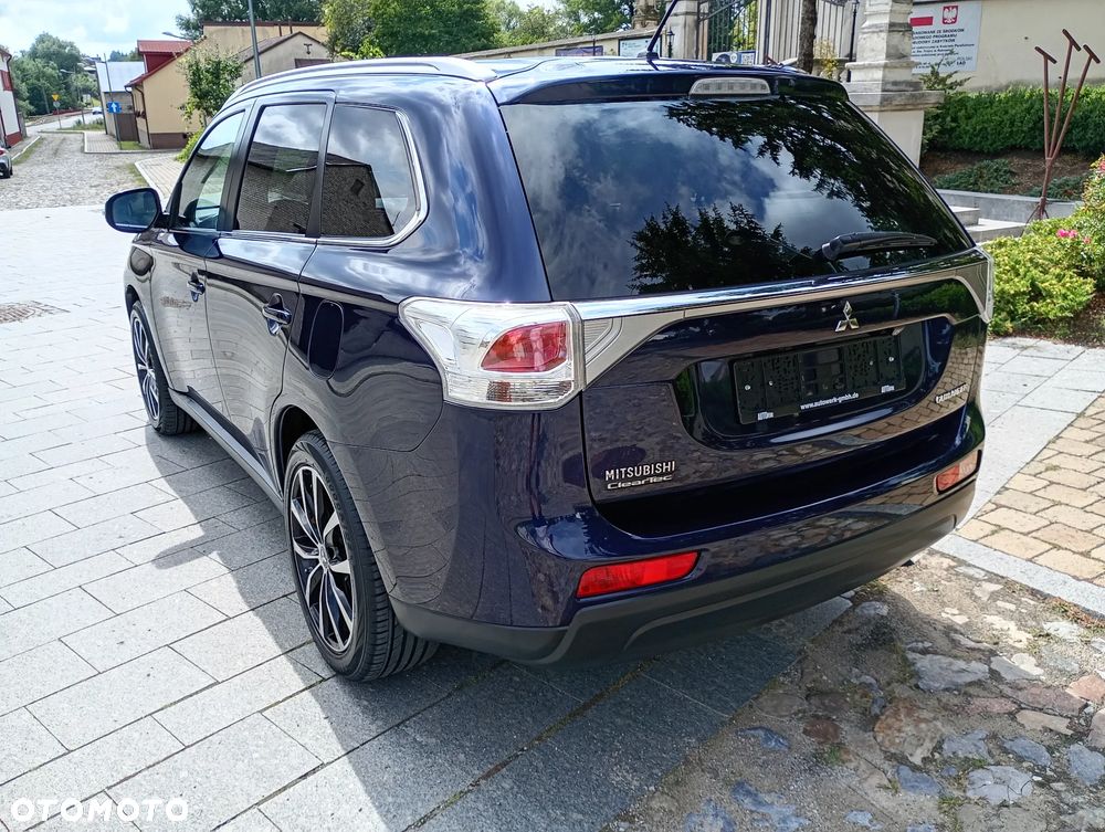 Mitsubishi Outlander 2.0 2WD Inform - 13