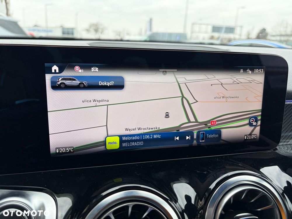 Mercedes-Benz GLB - 26