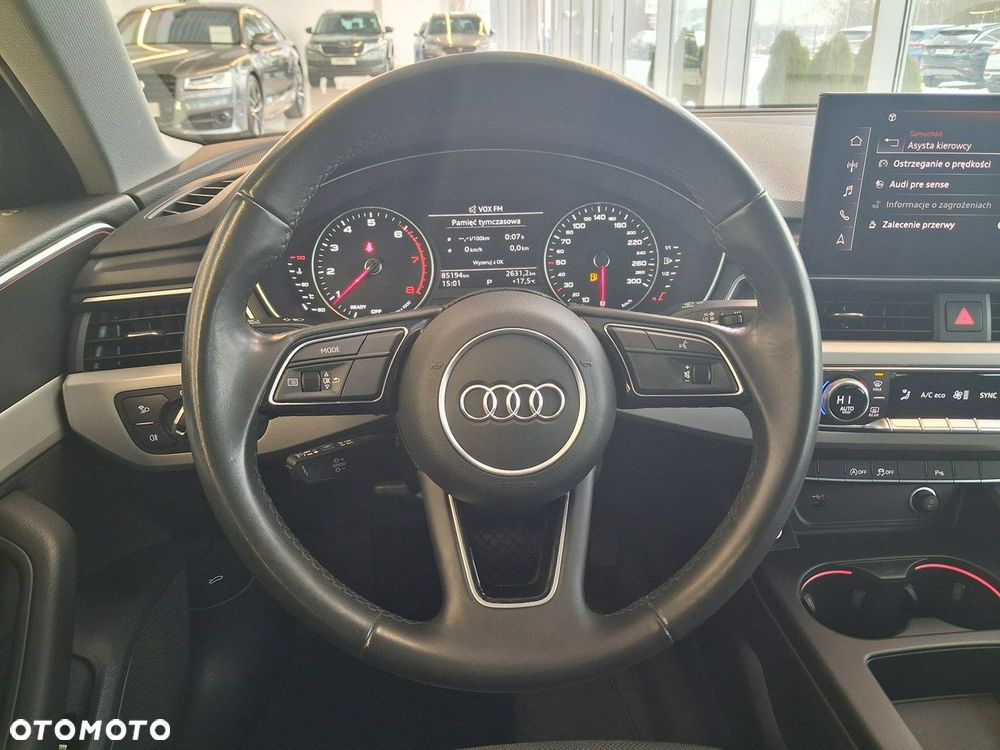 Audi A4 Limousine - 18