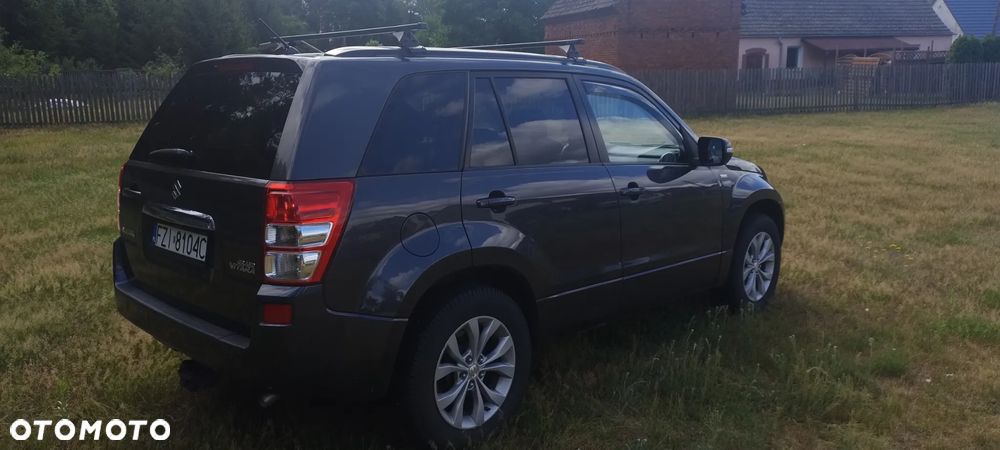 Suzuki Grand Vitara 1.9 DDiS De Luxe EU5 - 4