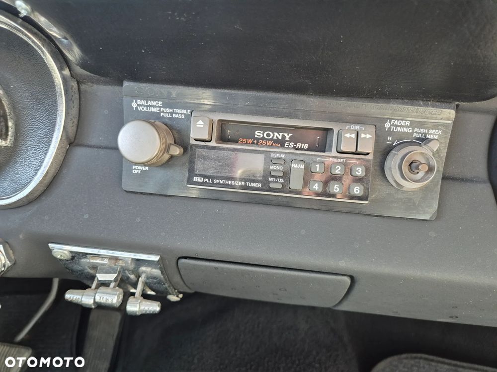 Ford Mustang - 28