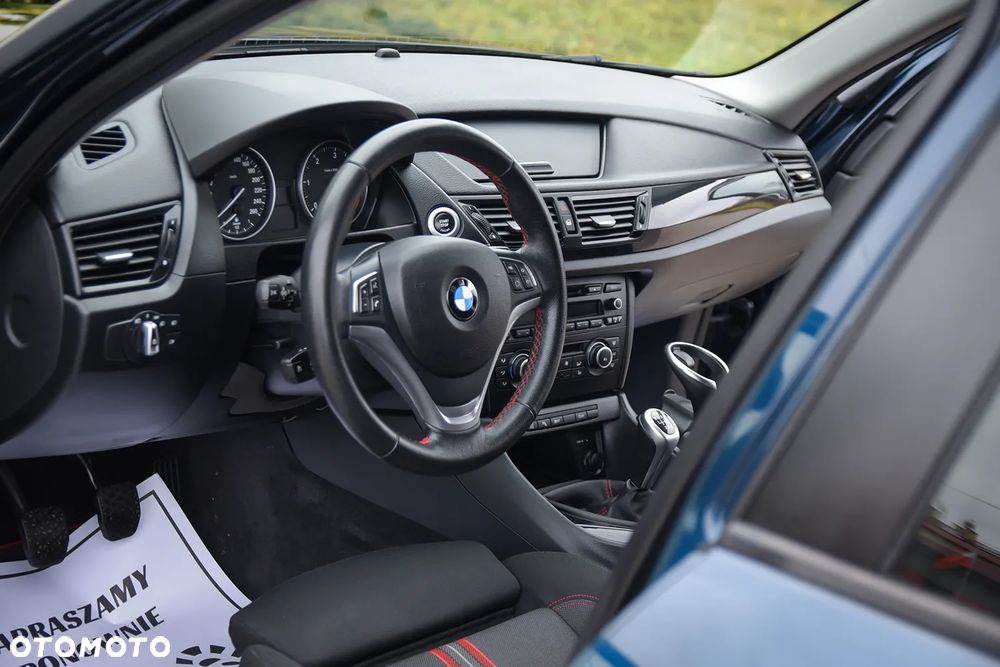 BMW X1 sDrive18d Sport Line - 28