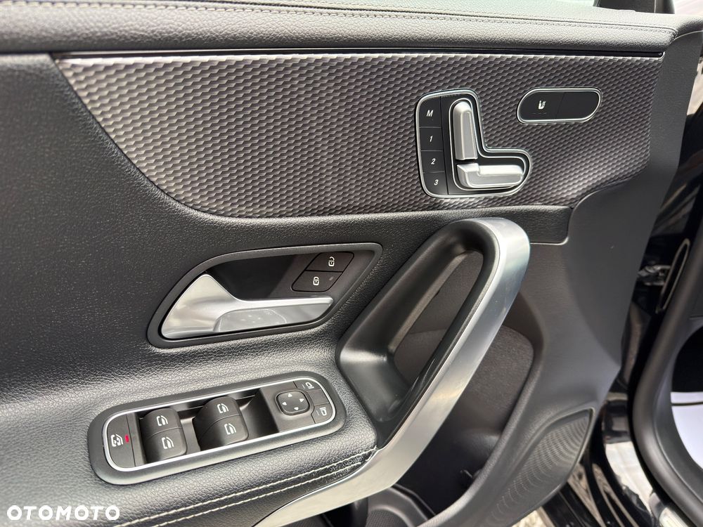 Mercedes-Benz CLA 200 d 8G-DCT Edition Progressive Line - 19