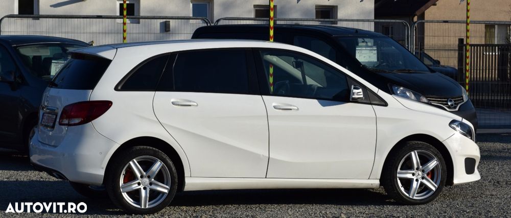 Mercedes-Benz B 220 - 11