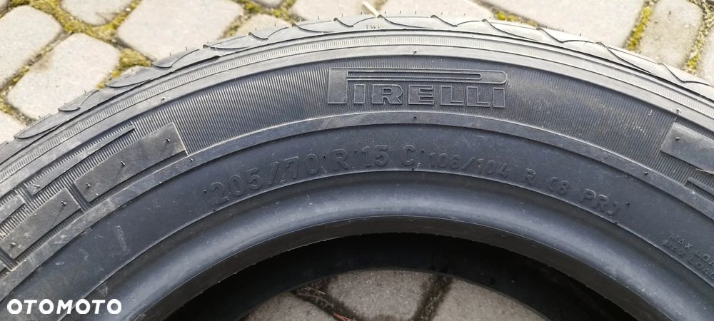 205/70/15 c pirelli chrono - 2