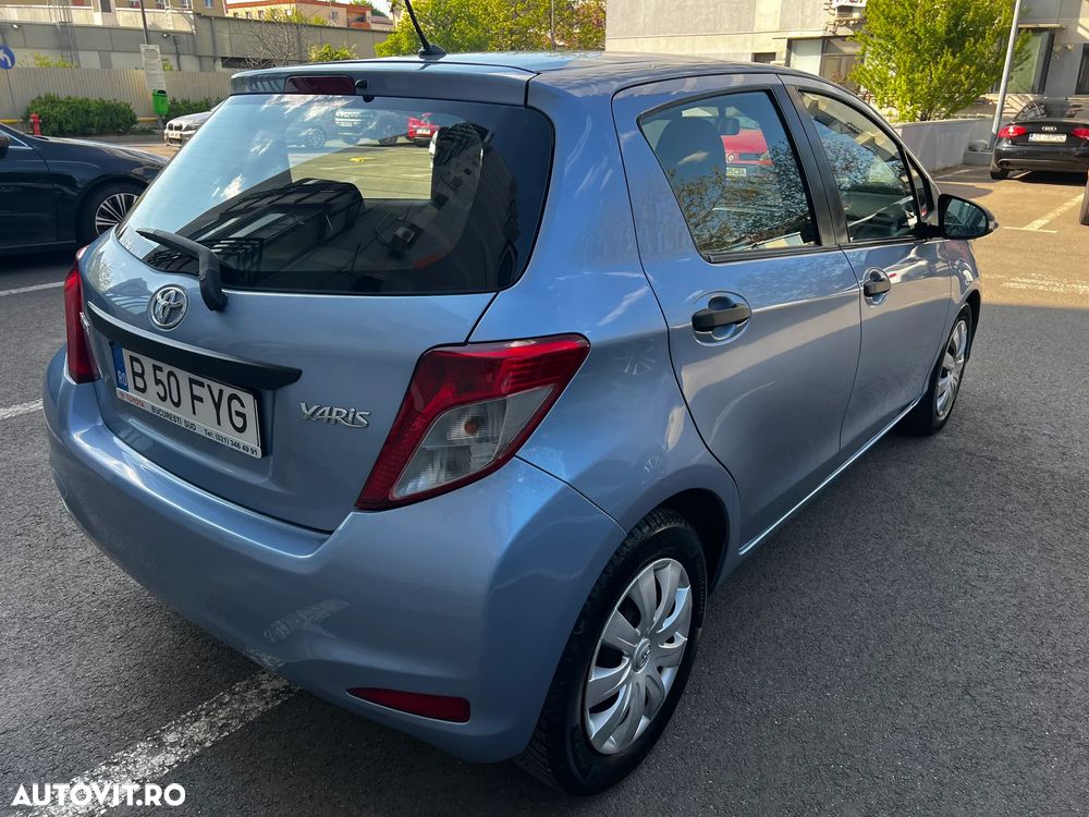 Toyota Yaris 1.4 L D-4D DPF Terra - 9
