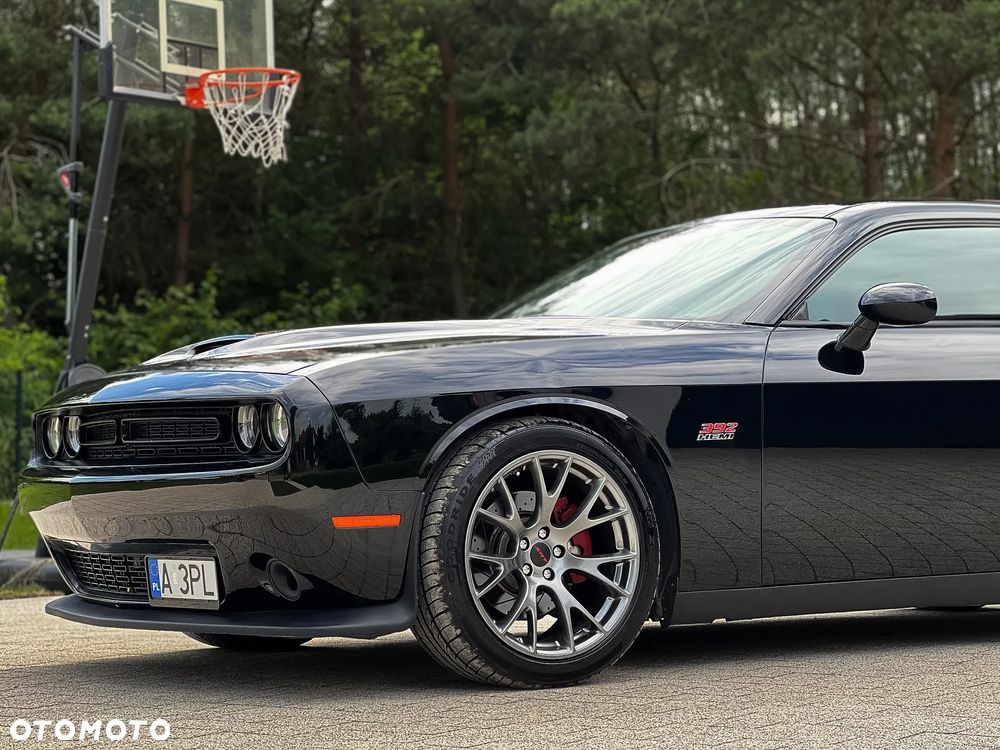 Dodge Challenger - 4