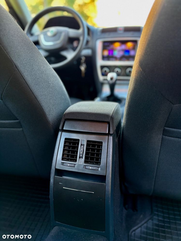 Skoda Octavia 1.6 TDI Ambition - 21