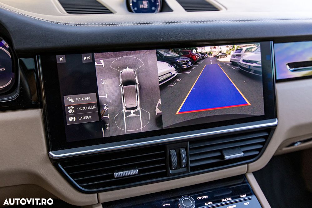 Porsche Cayenne - 28