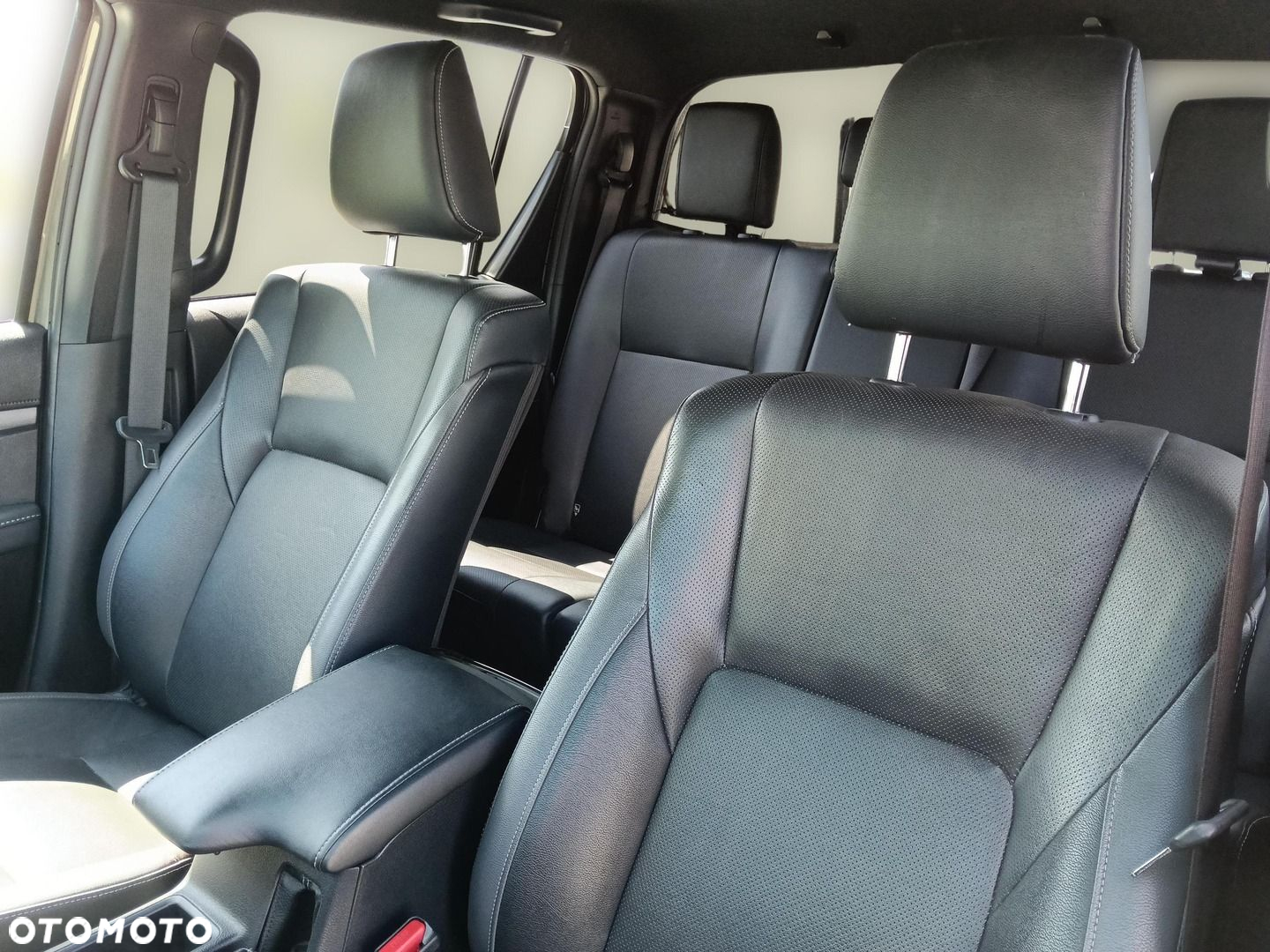 Toyota Hilux 2.8 D-4D Double Cab Invincible 4x4 - 16