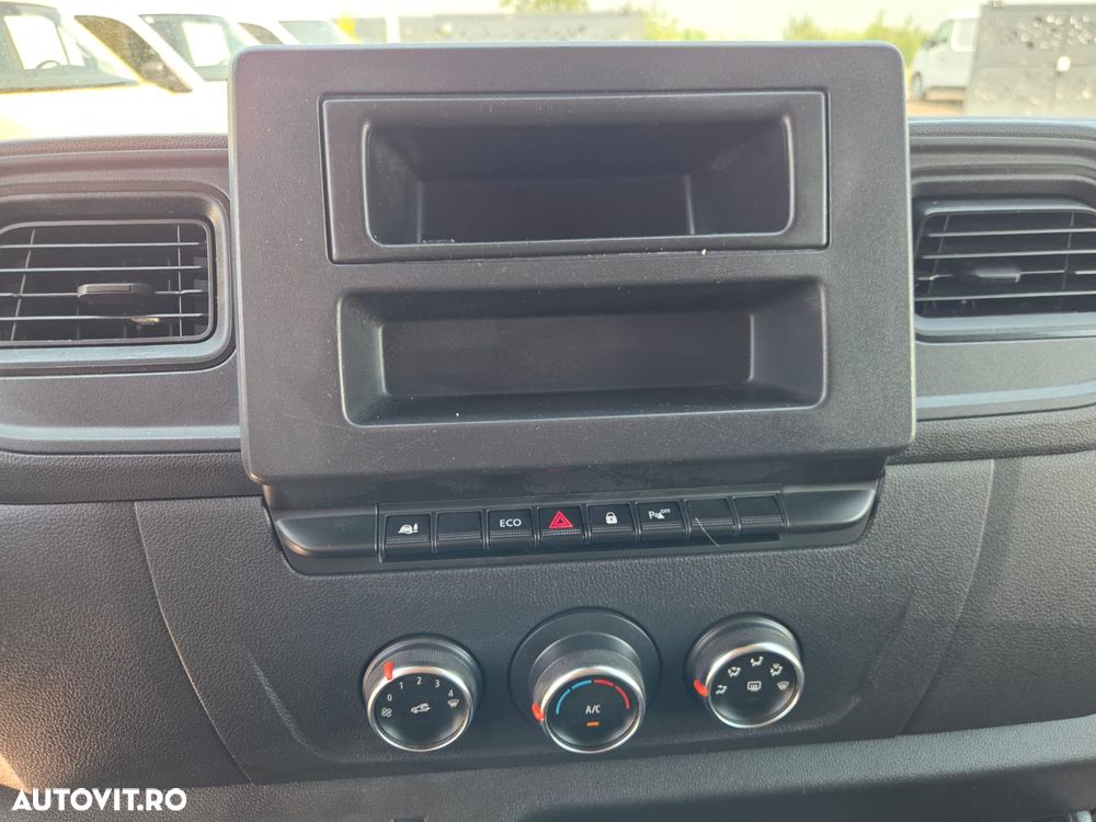Renault New Master L2H2 - 25