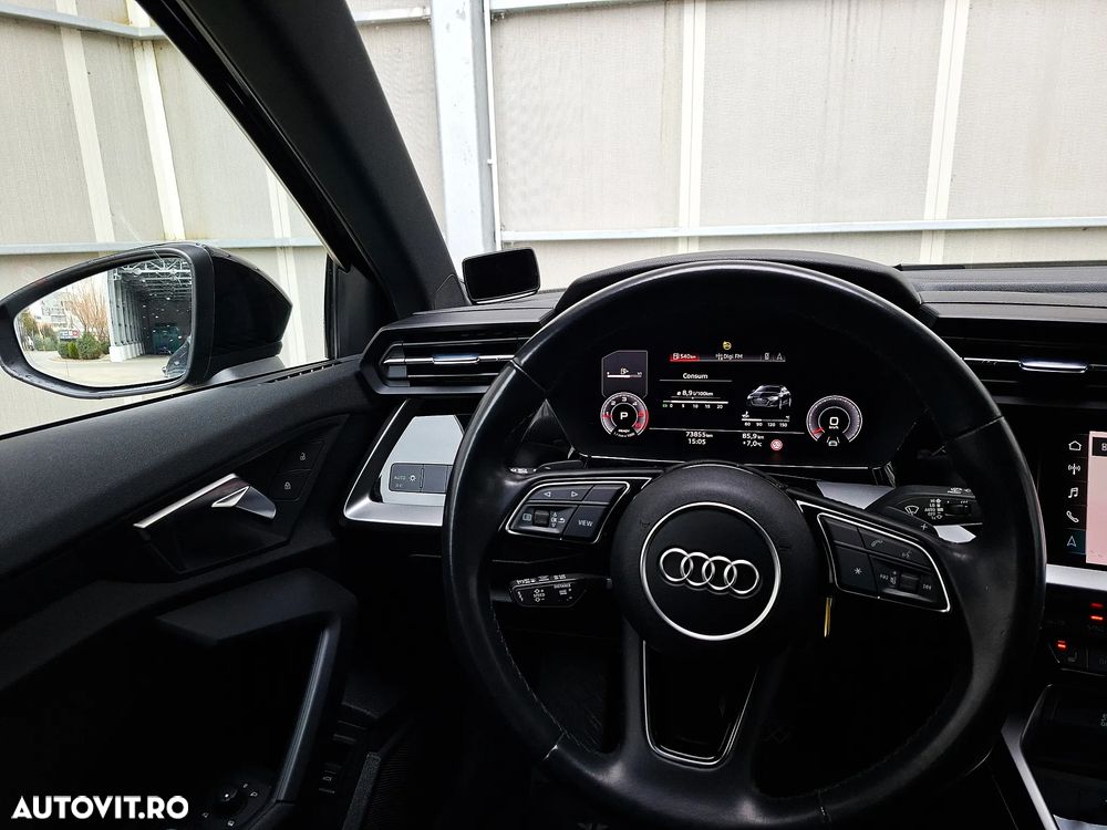 Audi A3 2.0 35 TDI S tronic Sport - 8