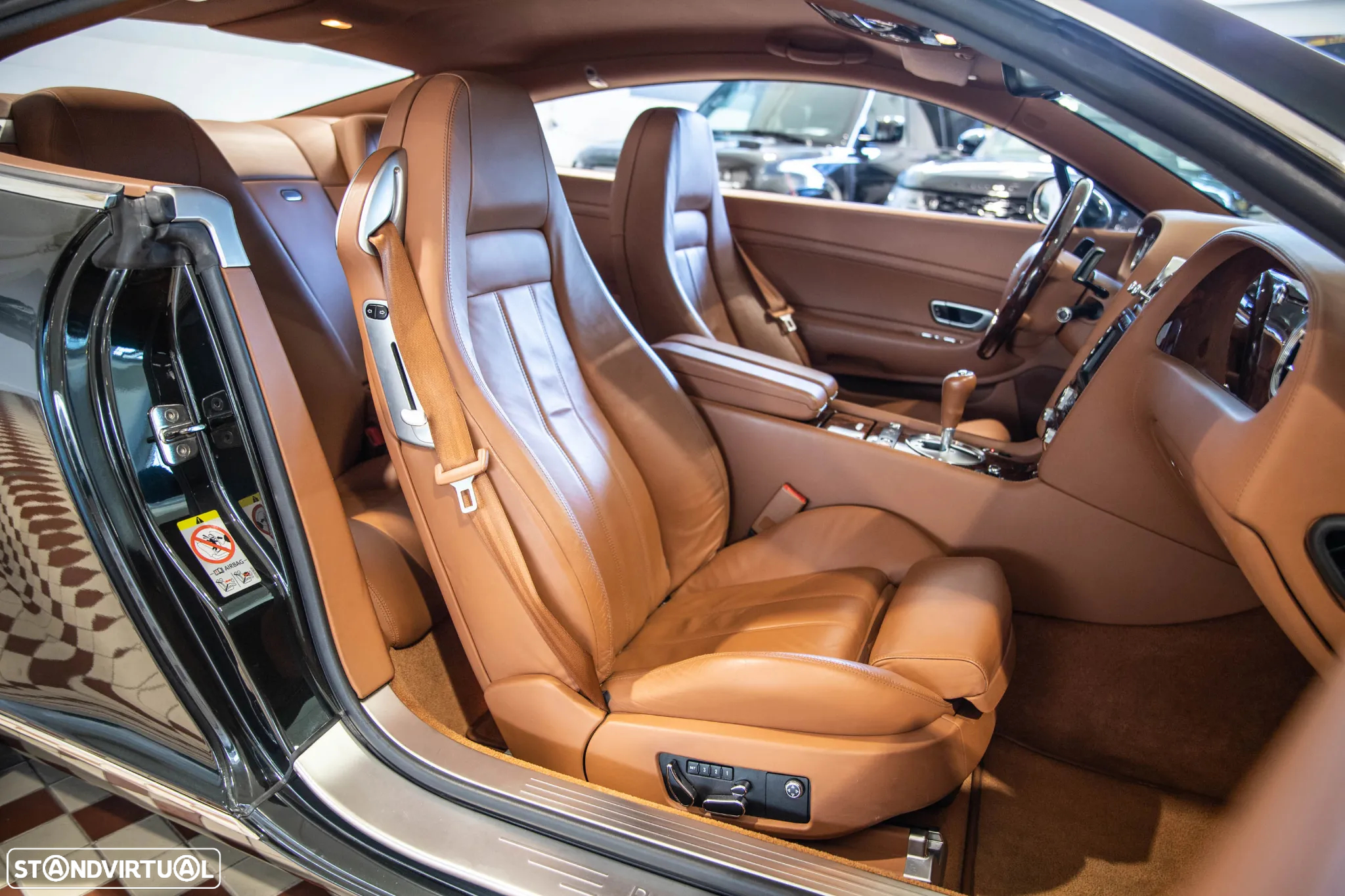 Bentley Continental GT - 23