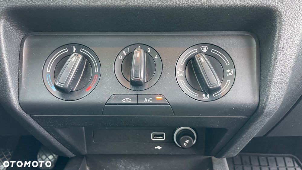 Skoda Fabia 1.0 Ambition - 20