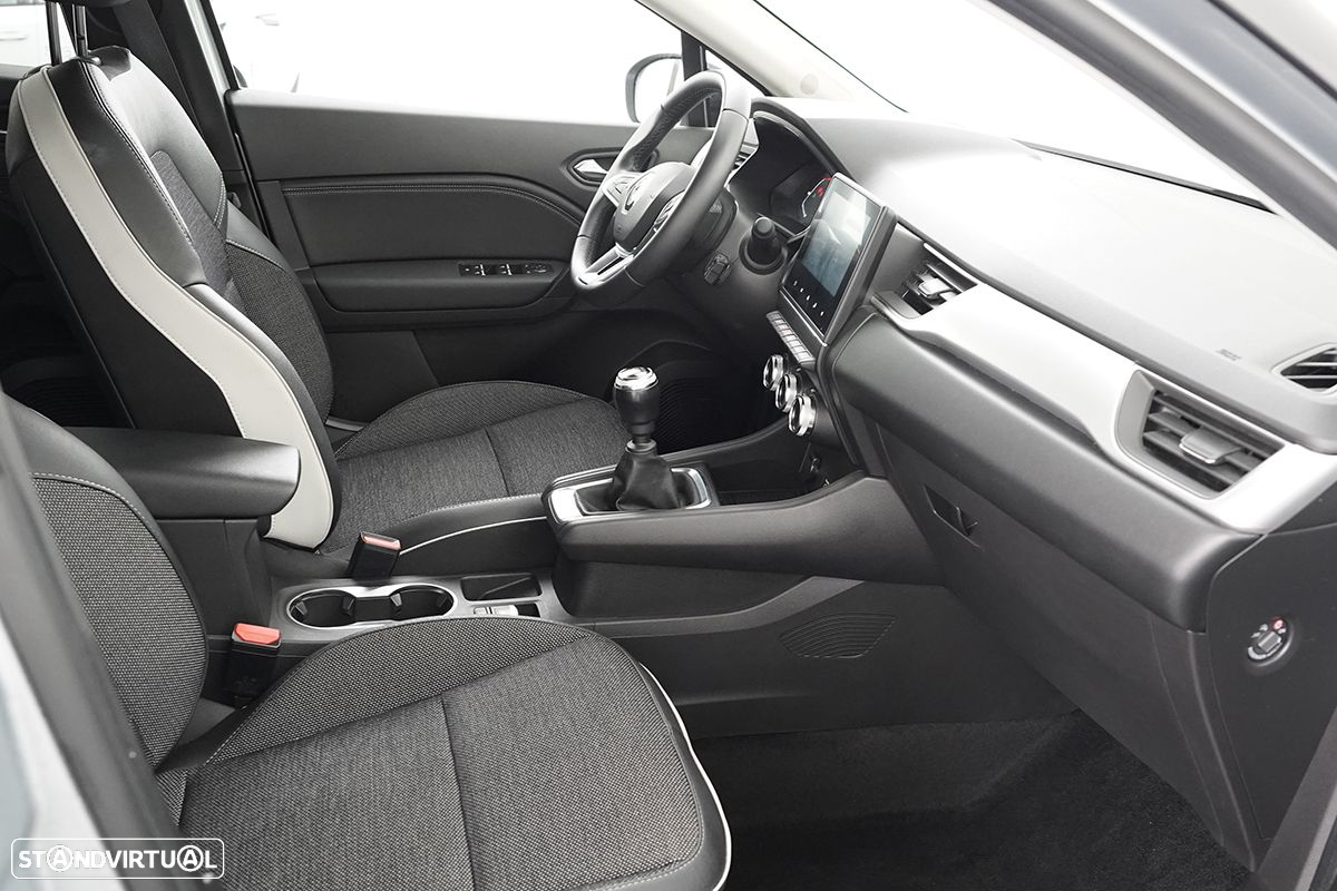 Renault Captur 1.0 TCe Techno Bi-Fuel - 33