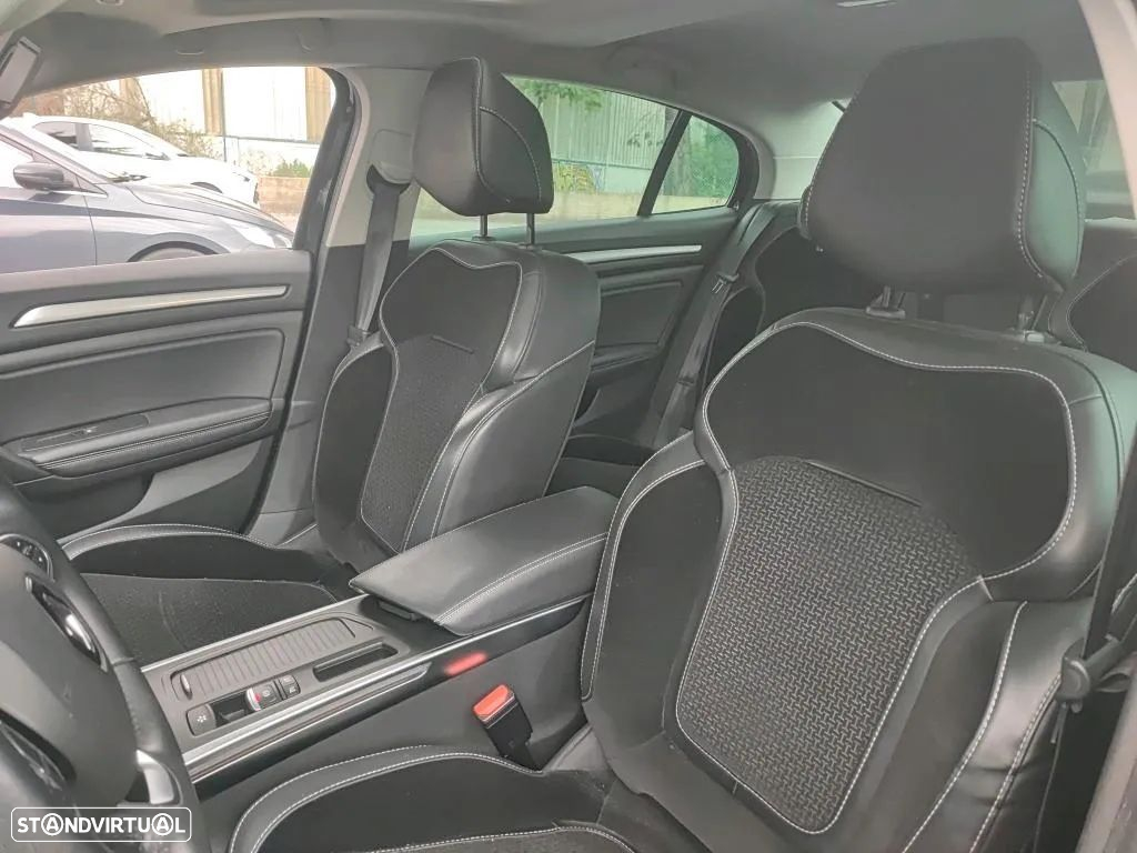 Renault Mégane Grand Coupe 1.5 Blue dCi Executive - 3