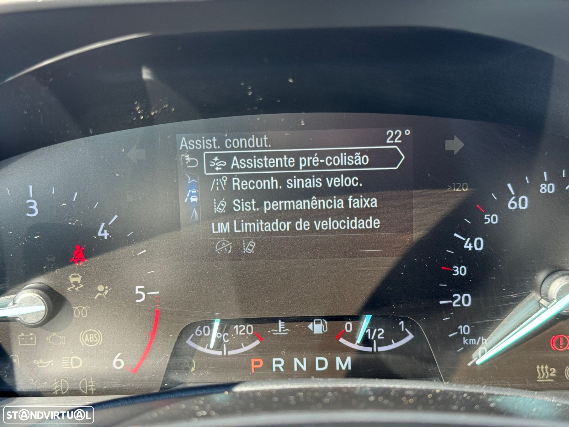 Ford Focus 1.5 TDCi EcoBlue ST-Line Aut. - 25