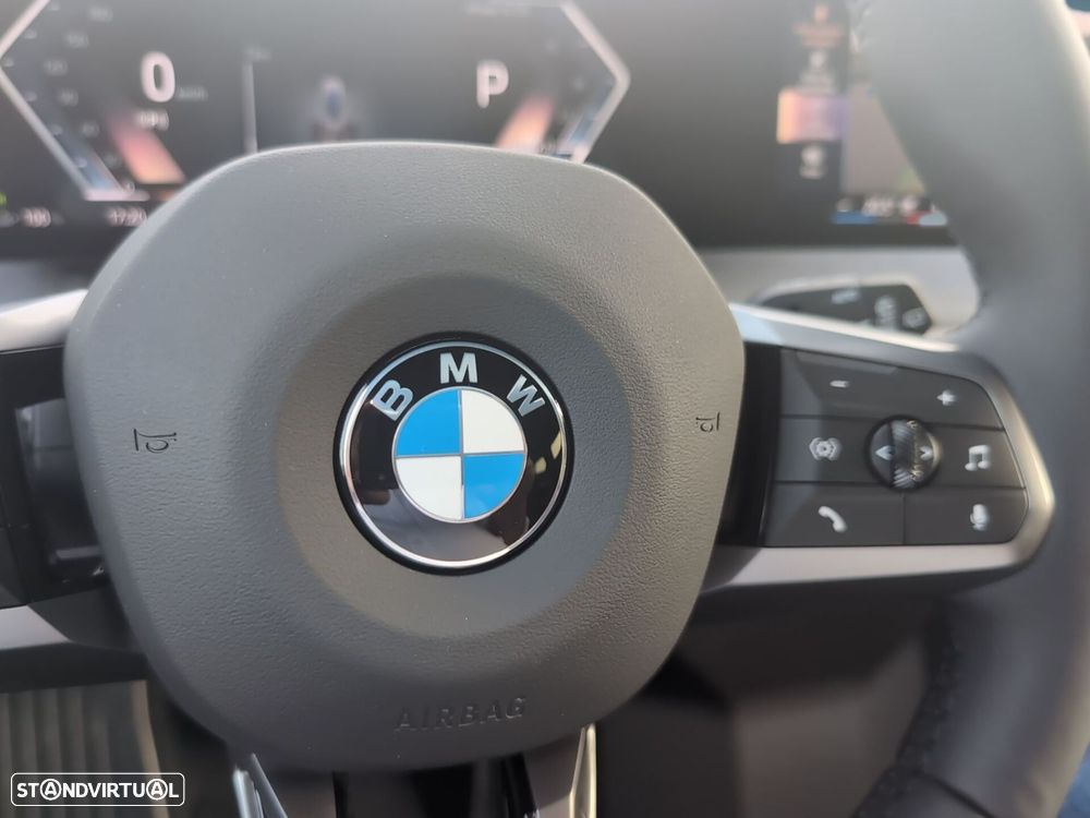 BMW iX xDrive 45 Pack Desportivo Pro - 23