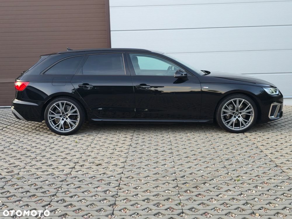 Audi A4 Avant 40 TDI quattro S tronic S line - 13
