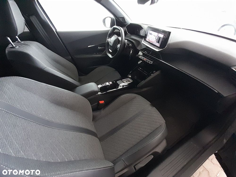 Peugeot 2008 - 21