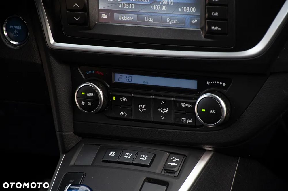 Toyota Auris 1.8 HSD Prestige NAVI - 21