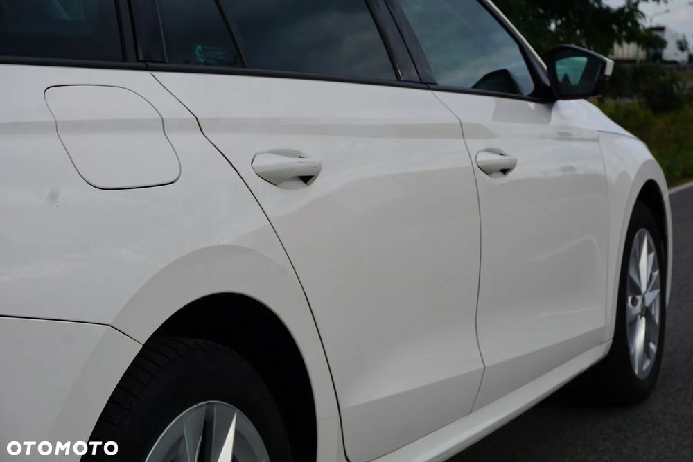 Skoda Octavia 2.0 TDI Ambition - 6