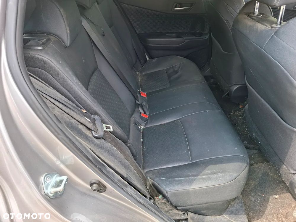 Toyota C-HR 1.8 Hybrid Executive - 14