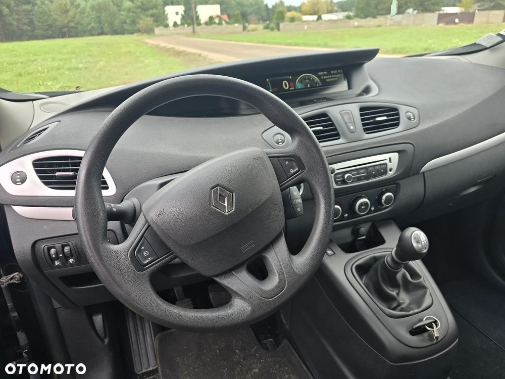 Renault Scenic dCi 110 FAP Dynamique - 16