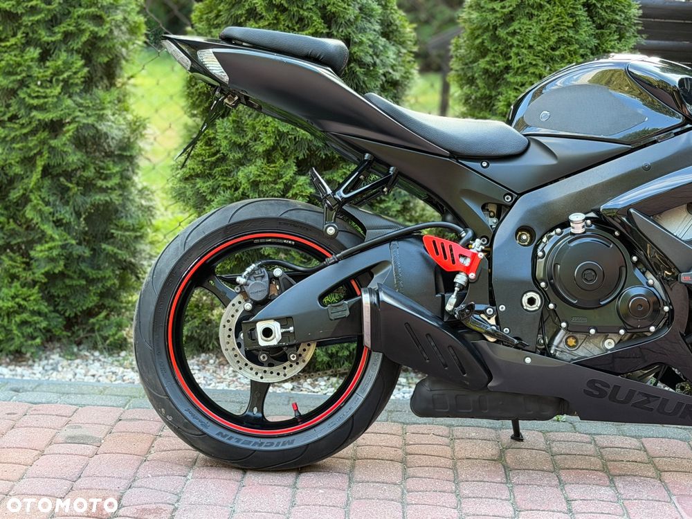 Suzuki GSX-R - 9