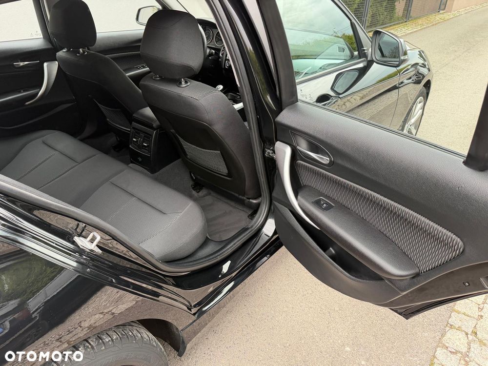 BMW Seria 1 118i - 8