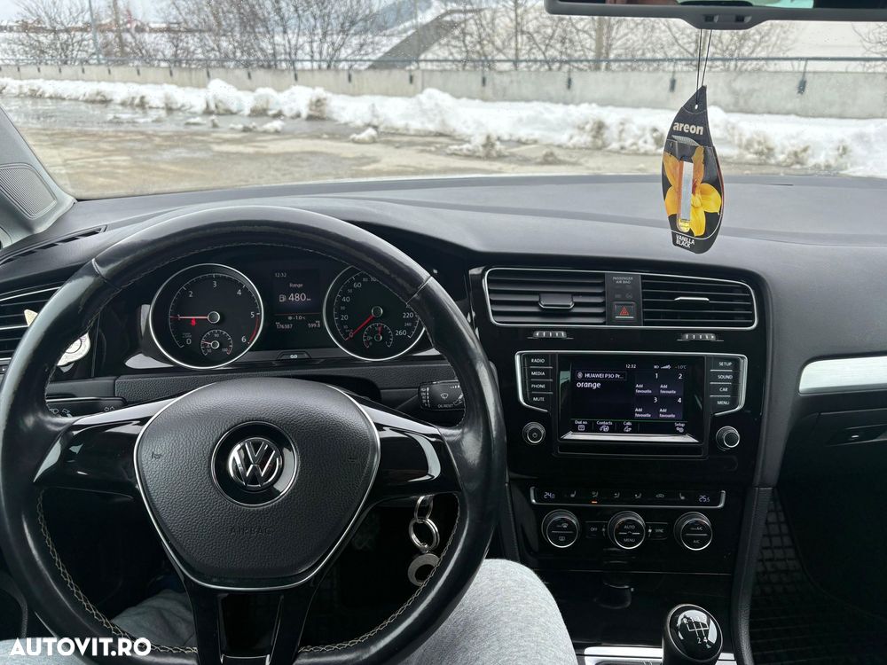 Volkswagen Golf 1.6 BlueTDI Cup - 12