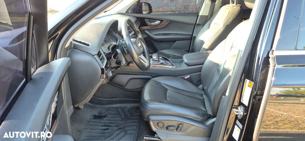 Audi Q7 3.0 TFSI Quattro Tiptronic - 6