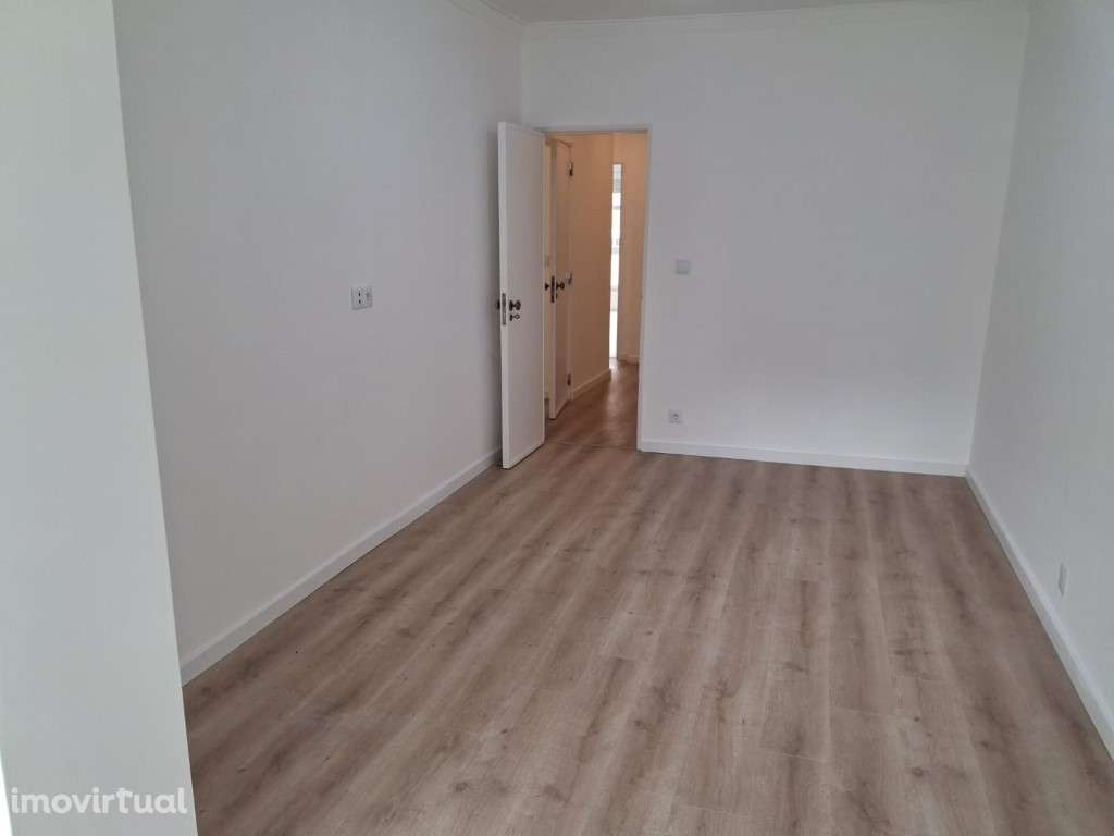 T3 em Alfornelos - Grande imagem: 5/16