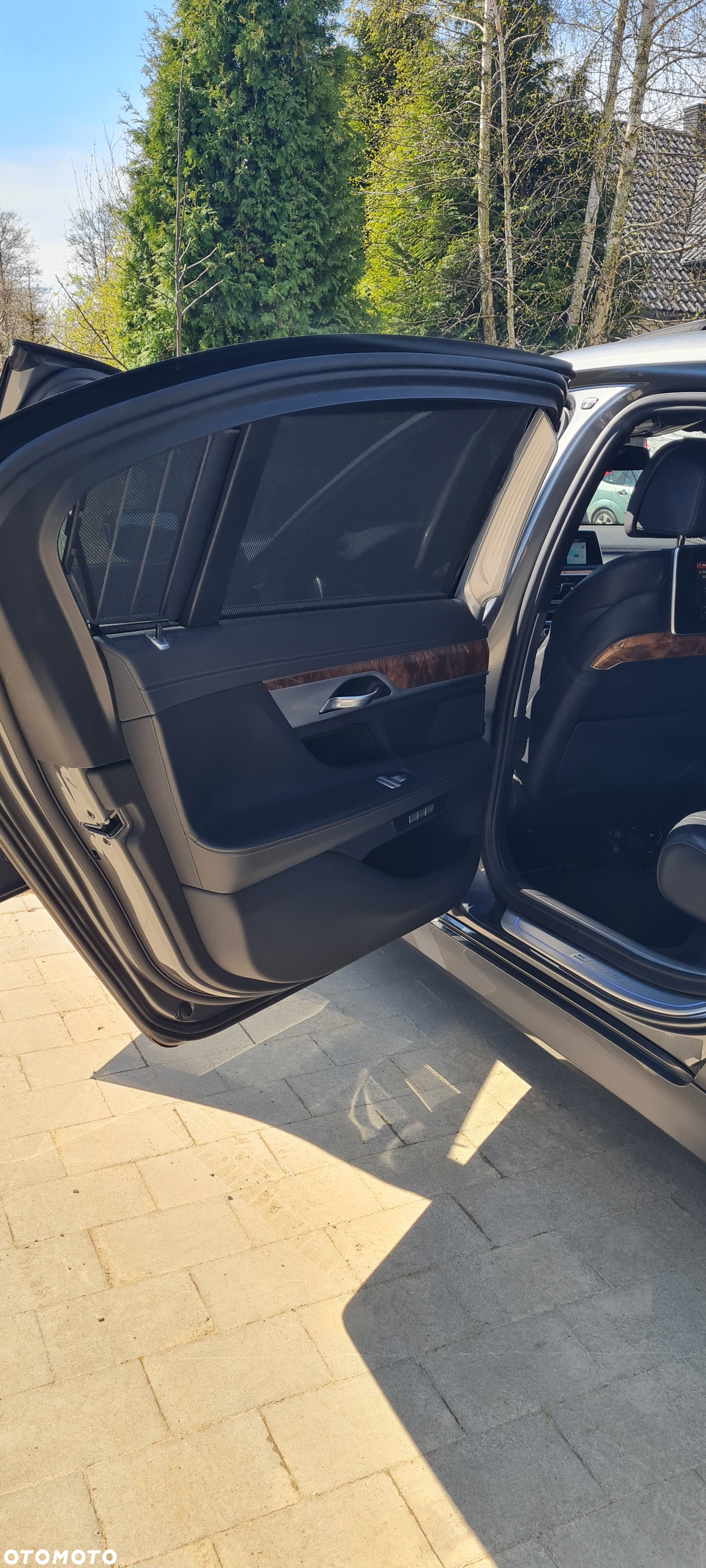 BMW Seria 7 740Le xDrive iPerformance - 29