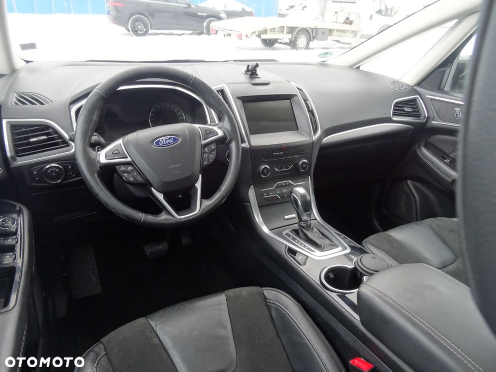 Ford S-Max 2.0 TDCi Titanium PowerShift - 13