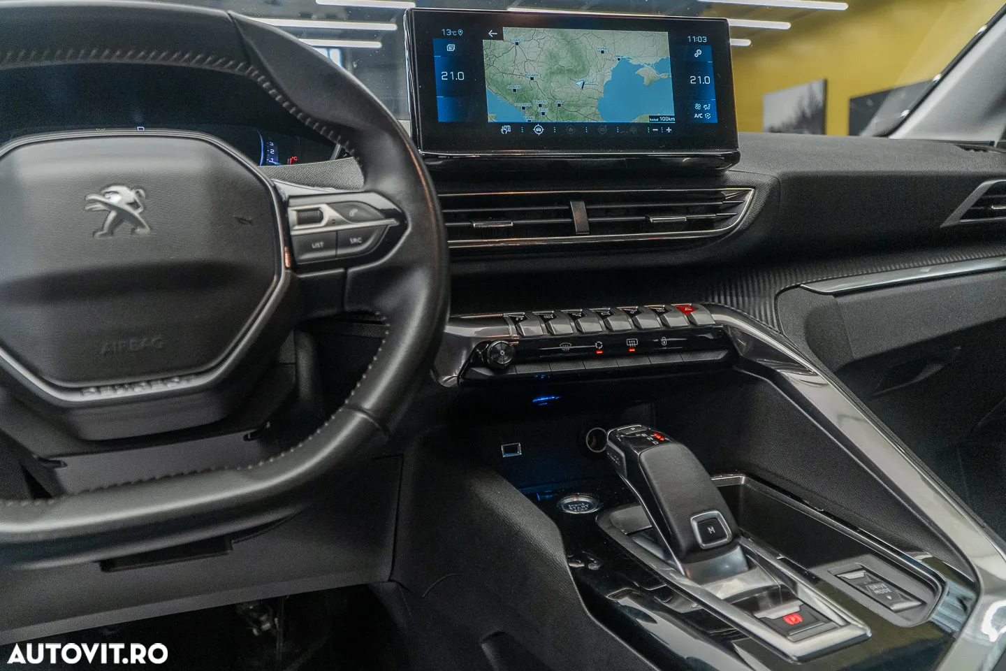 Peugeot 5008 1.2 Puretech Turbo s&s EAT8 Allure - 36