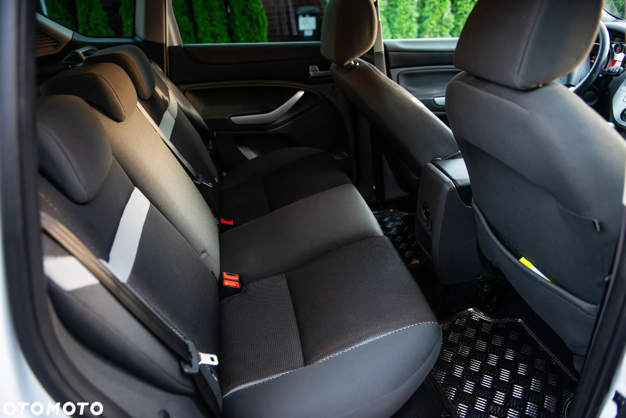 Ford Kuga 2.0 TDCi 4WD Titanium - 25