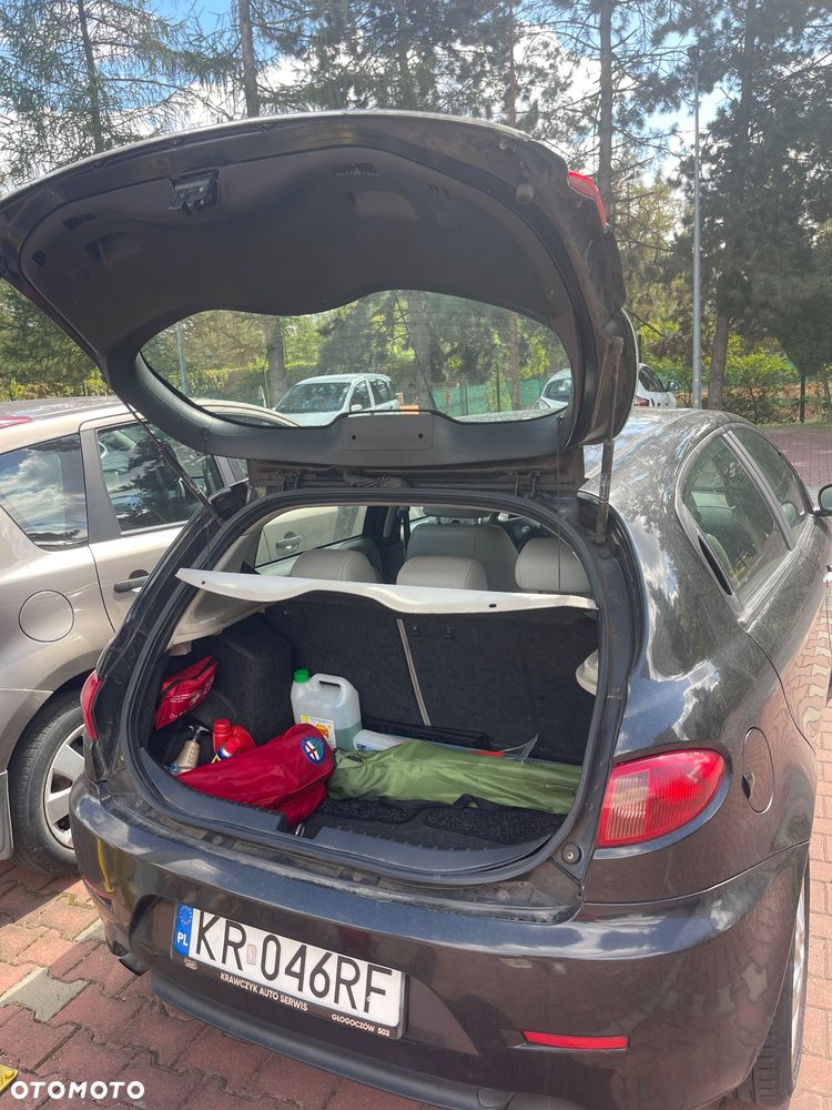 Alfa Romeo 147 1.6 T.S Distinctive - 15