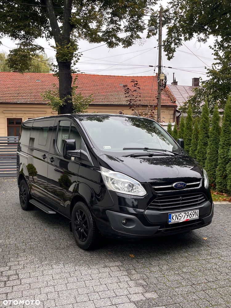 Ford Tourneo Custom - 9