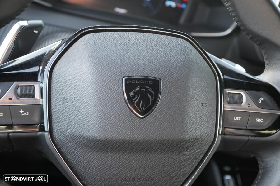 Peugeot 2008 PureTech 130 EAT8 Allure Pack — fotografia 16