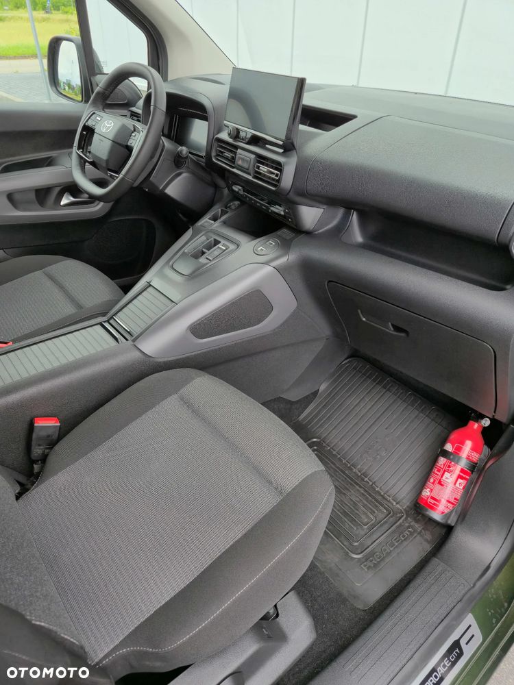 Toyota Proace City Verso Long 1.5 D-4D Family - 31