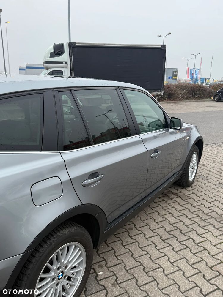 BMW X3 2.5si - 8